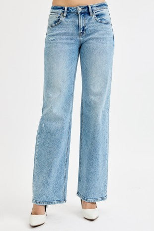 RISEN LOW RISE JEANS