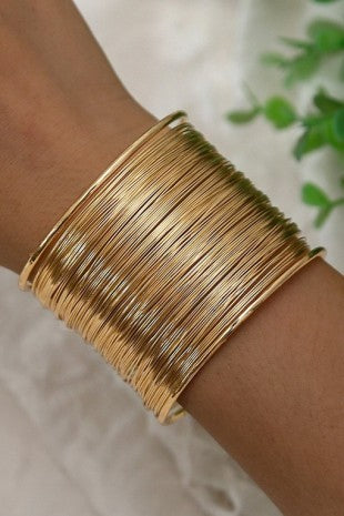 MULTI-LAYER GOLD WIRE BRACELET