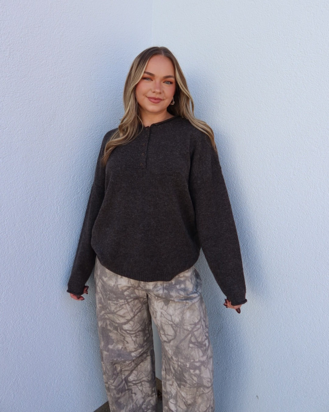 Henley Relaxed Pullover Sweater - Deep Brown